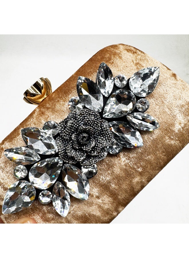 She Clutch bouquet - Image 5